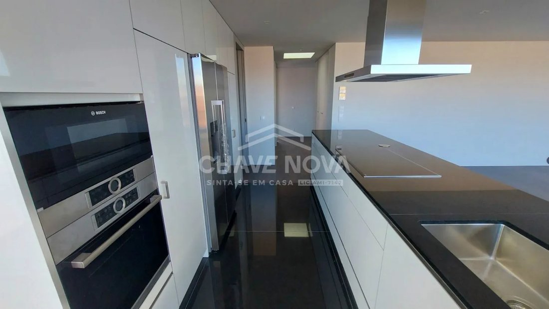 Apartment in Matosinhos e Leca da Palmeira, Porto District, Portugal 3 - 17079606