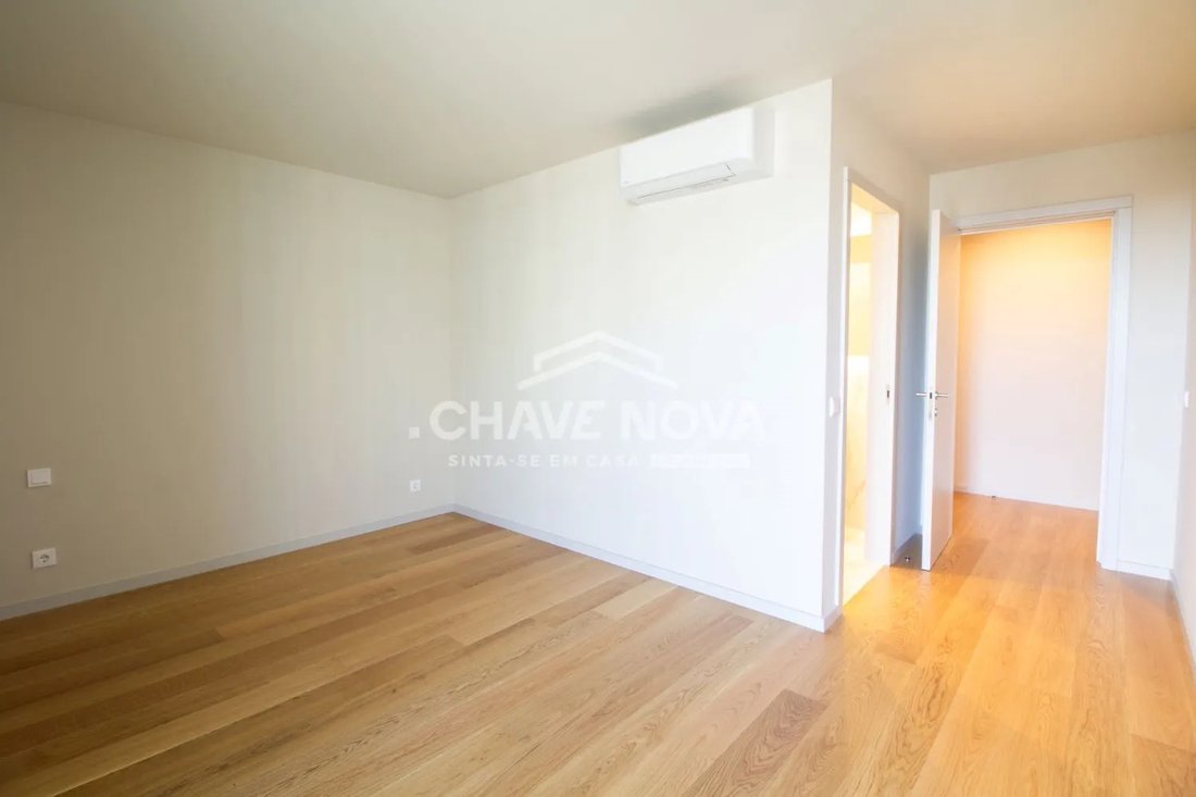 Apartment in Santa Marinha e Sao Pedro da Afurada, Porto District, Portugal 5 - 17081401