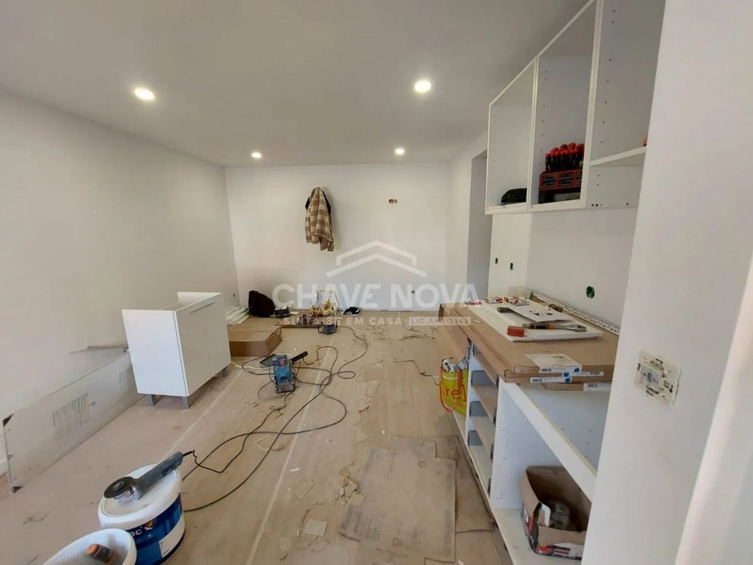 Apartment in Santa Marinha e Sao Pedro da Afurada, Porto District, Portugal 1 - 17081054