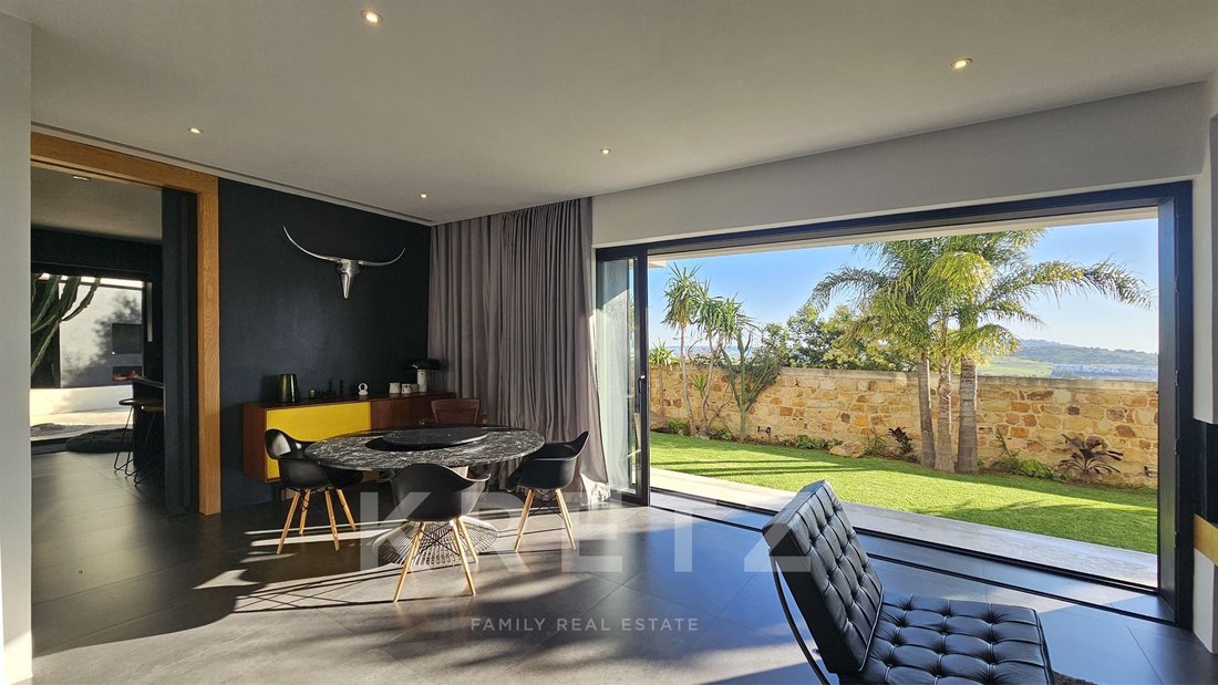 Villa in Tangier, Tangier-Tétouan-Al Hoceima, Morocco 2 - 17021010