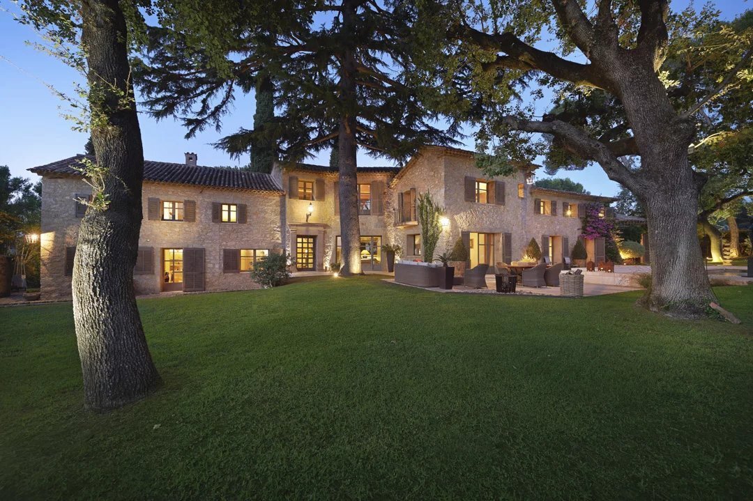 House in Mougins, Provence-Alpes-Côte d'Azur, France 1 - 17075574
