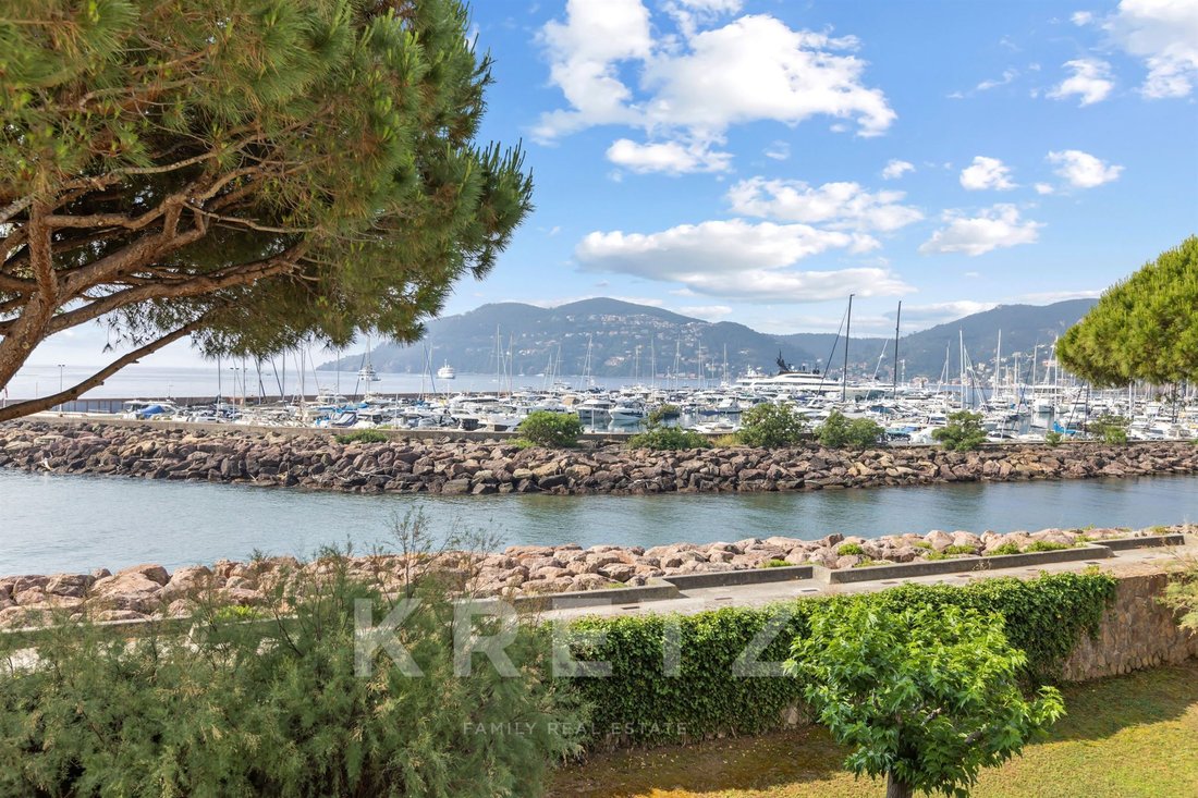 Apartment in Cannes Marina-La Roubine, Mandelieu-la-Napoule, France 1 - 15792267