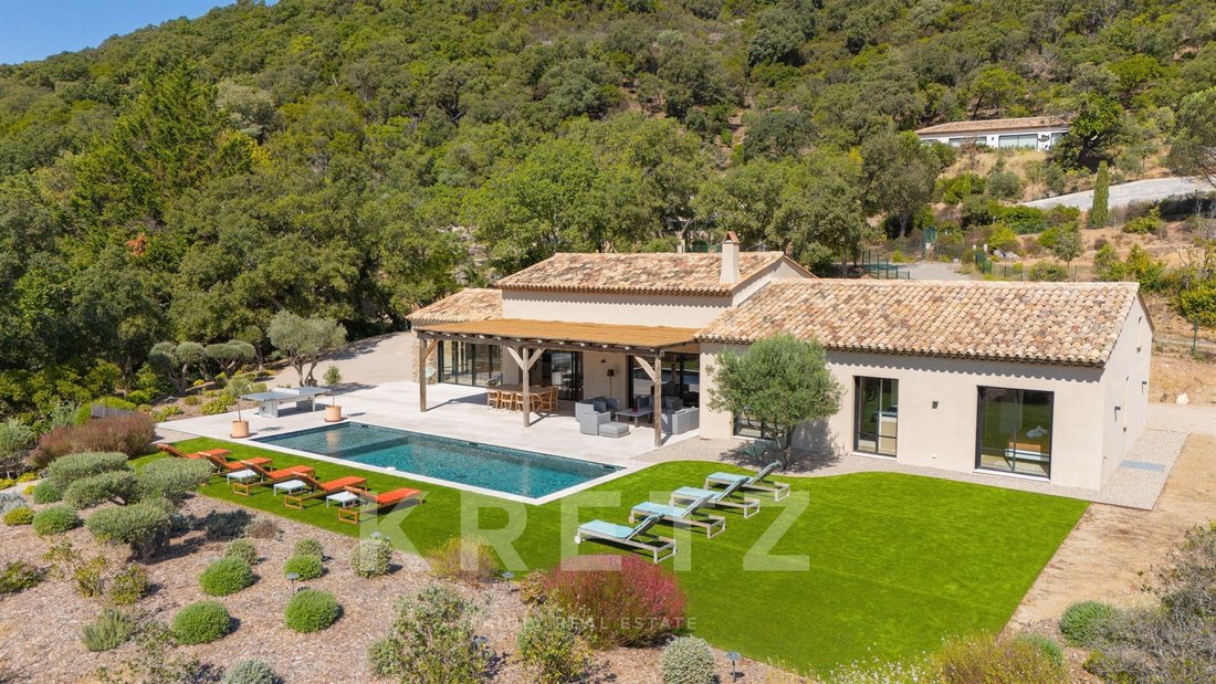 Villa in La Môle, Provence-Alpes-Côte d'Azur, France 4 - 16969060