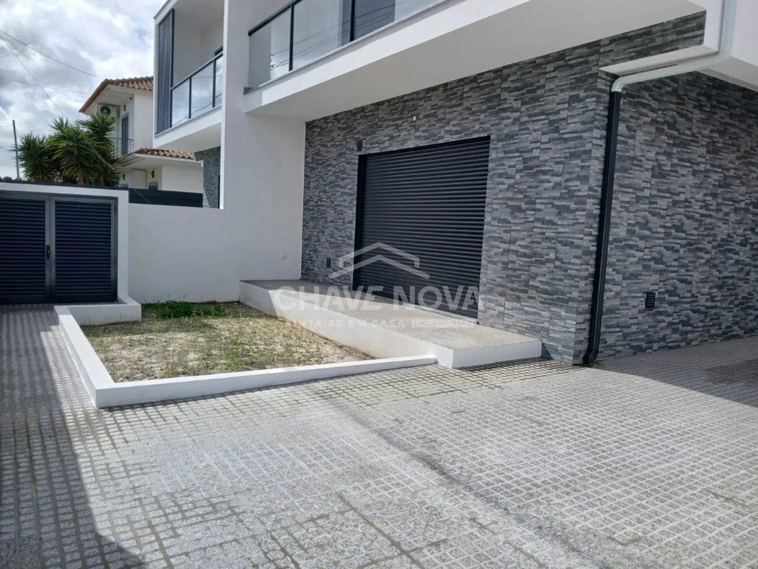 Townhouse in Fernao Ferro, Setubal, Portugal 2 - 17081281
