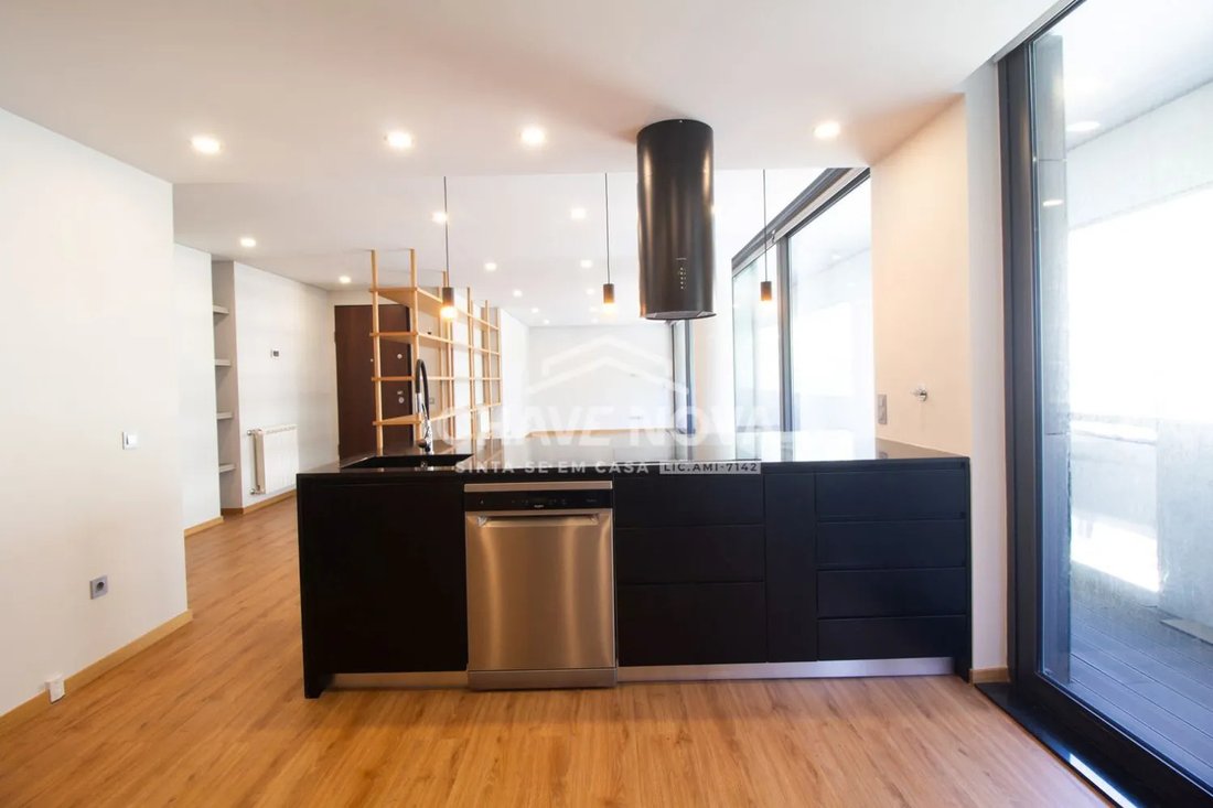 Apartment in Cedofeita, Santo Ildefonso, Se, Miragaia, Sao Nicolau e Vitoria, Porto District, Portugal 4 - 17081244