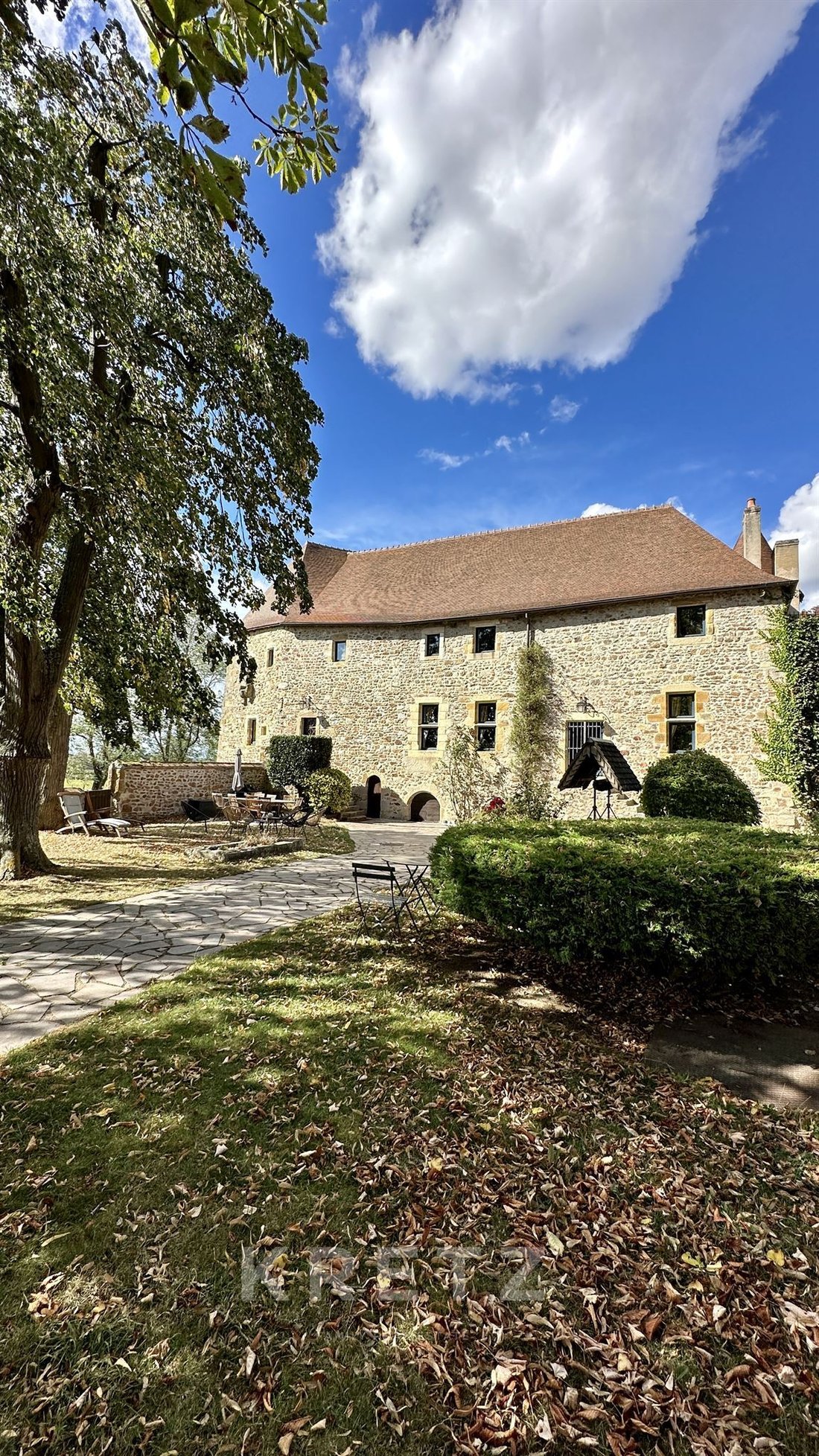 Castle in Cité Bretonnie-Chatelet-Favieres-Conches, Montlucon, France 2 - 15241095