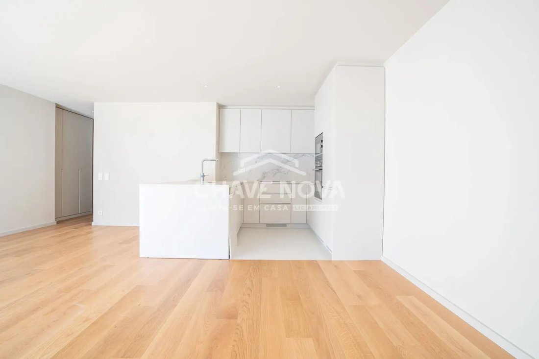 Apartment in Santa Marinha e Sao Pedro da Afurada, Porto District, Portugal 5 - 17080561