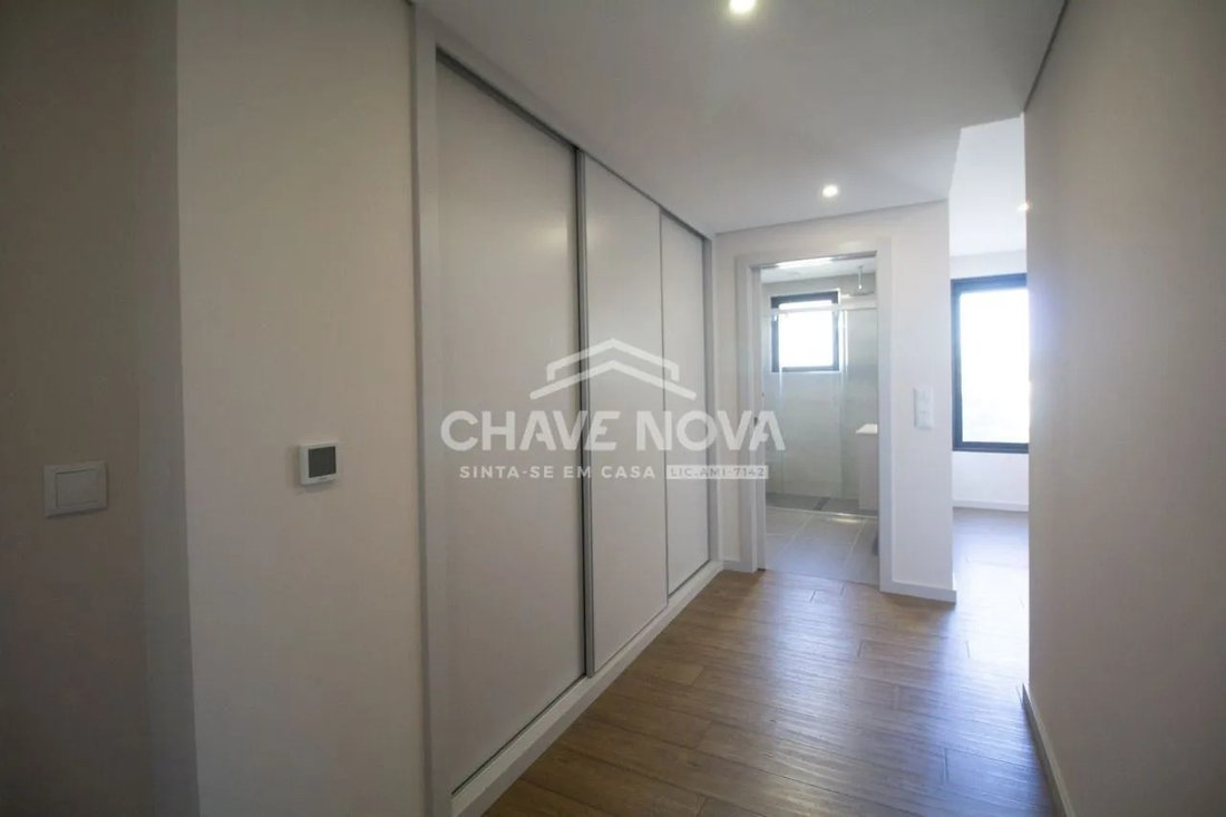Apartment in Cedofeita, Santo Ildefonso, Se, Miragaia, Sao Nicolau e Vitoria, Porto District, Portugal 1 - 17078051