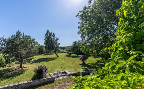 House in Les Mesnuls, Ile-de-France, France 1