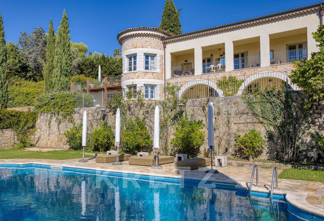 House in Grasse, Provence-Alpes-Côte d'Azur, France 1 - 16394459