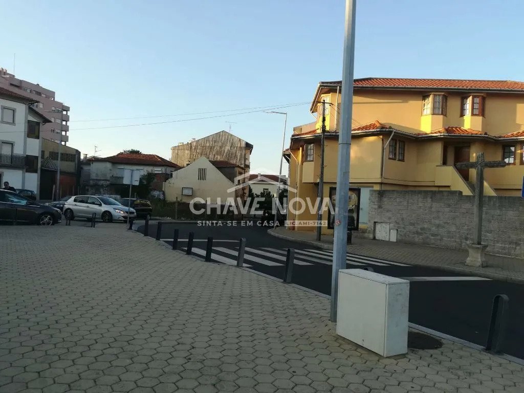 Townhouse in Santa Marinha e Sao Pedro da Afurada, Porto District, Portugal 5 - 17081164