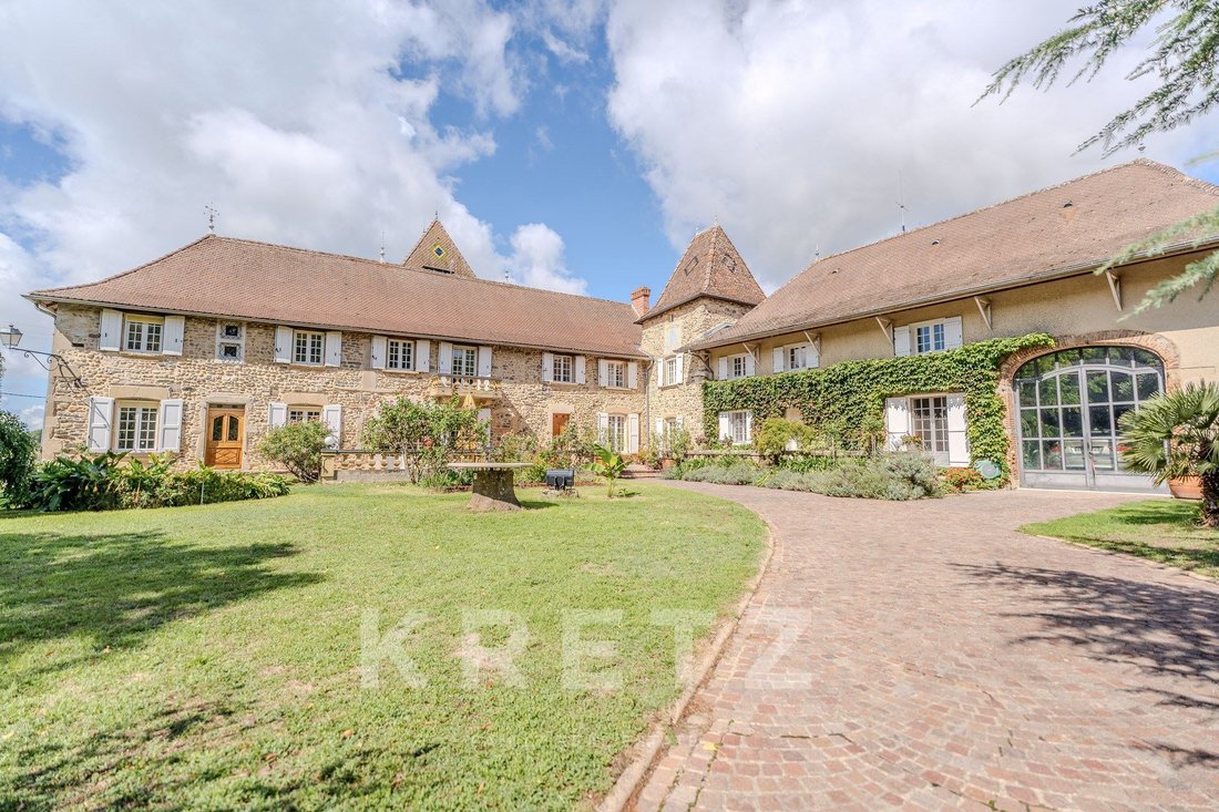 Estate in Champfleuri, Bourgoin-Jallieu, France 1 - 16147793