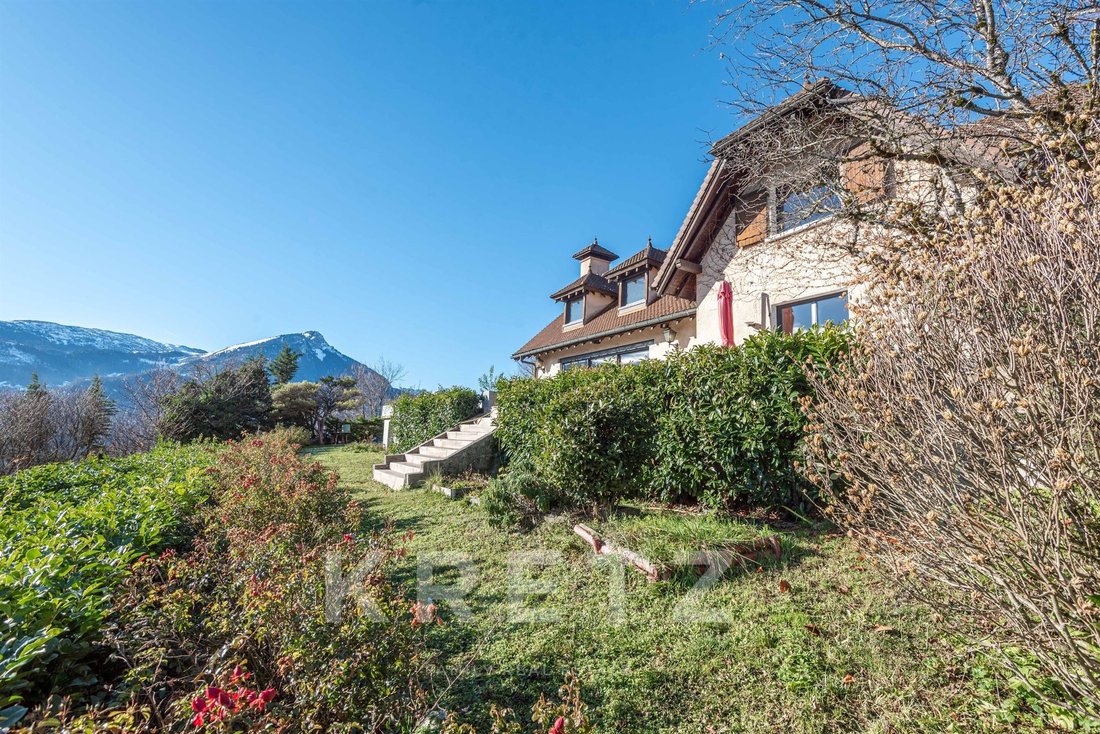 House in Thyez, Auvergne-Rhône-Alpes, France 2 - 16745295