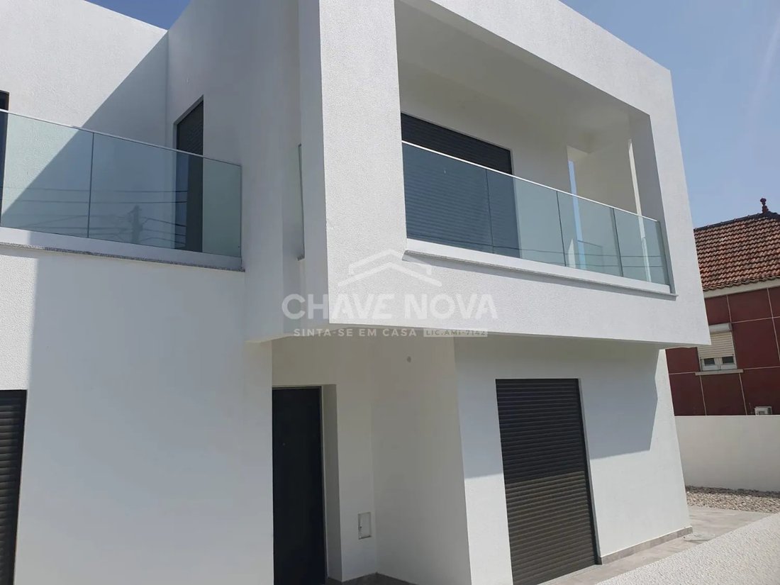Apartment in Corroios, Setubal, Portugal 1 - 17080825