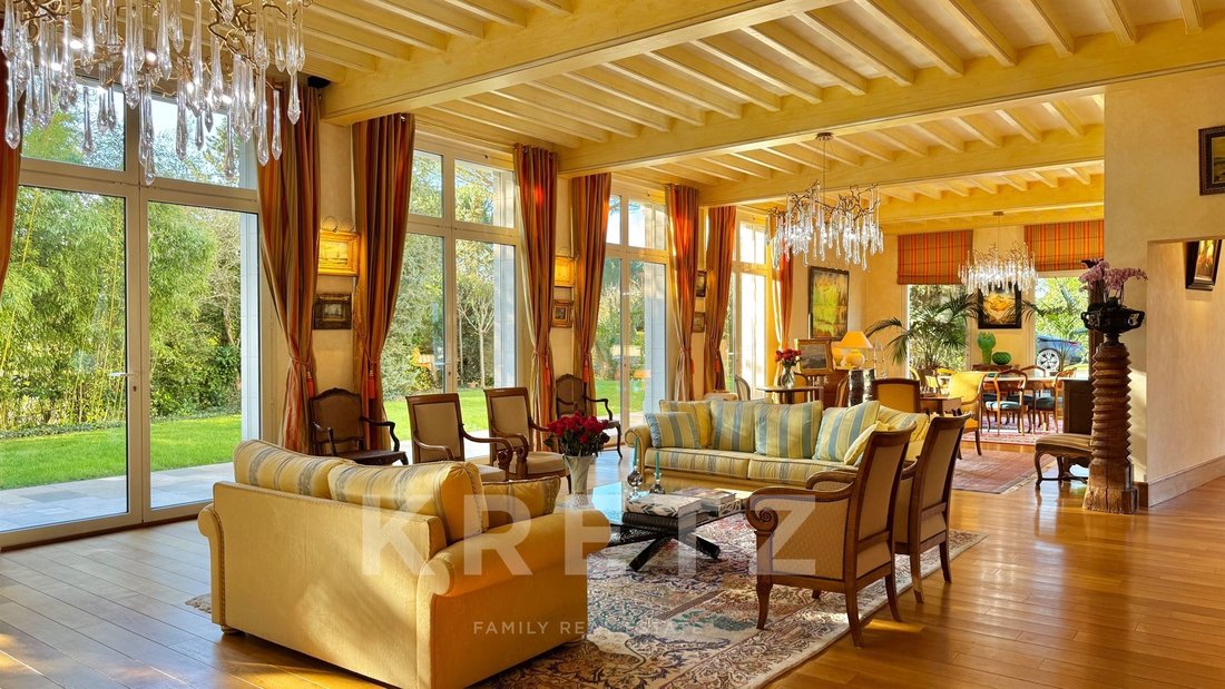 House in Saint-Cyr-sur-Loire, Centre-Val de Loire, France 3 - 17046613