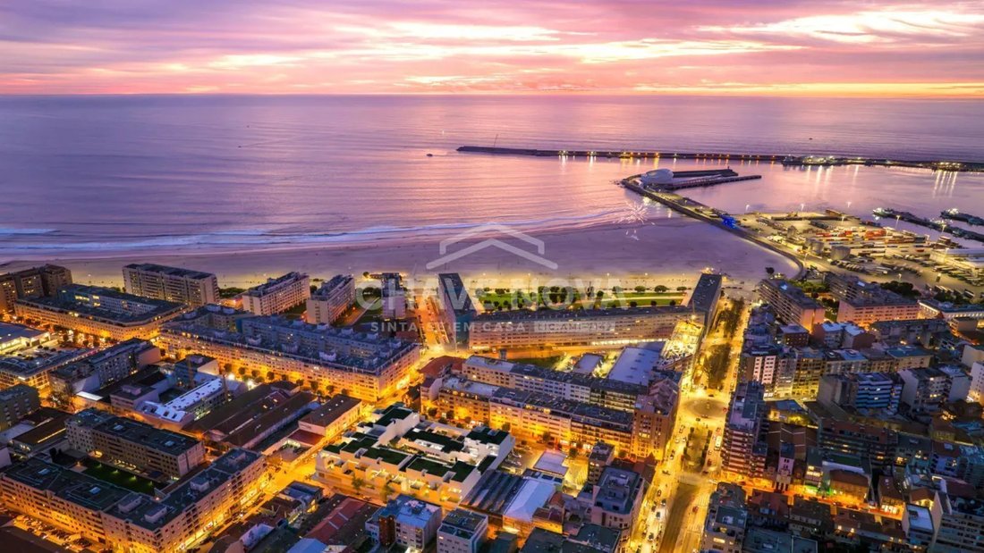 Apartment in Matosinhos e Leca da Palmeira, Porto District, Portugal 3 - 17080944