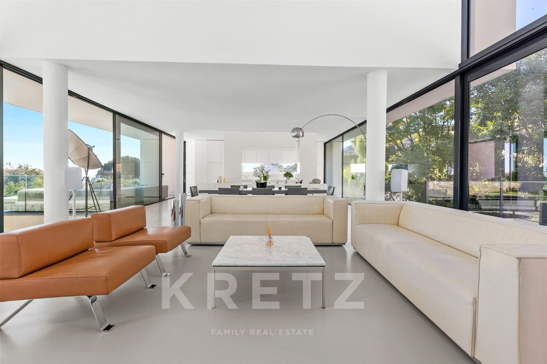 House in La Maure-Super Cannes, Vallauris, France 4 - 16807379