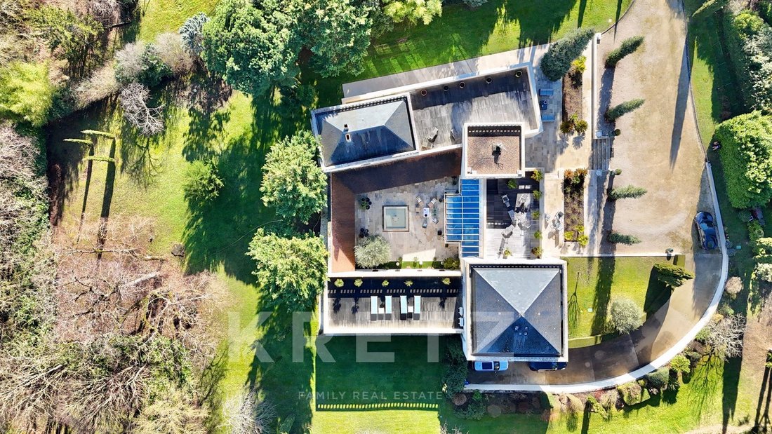House in Saint-Cyr-sur-Loire, Centre-Val de Loire, France 2 - 17046613