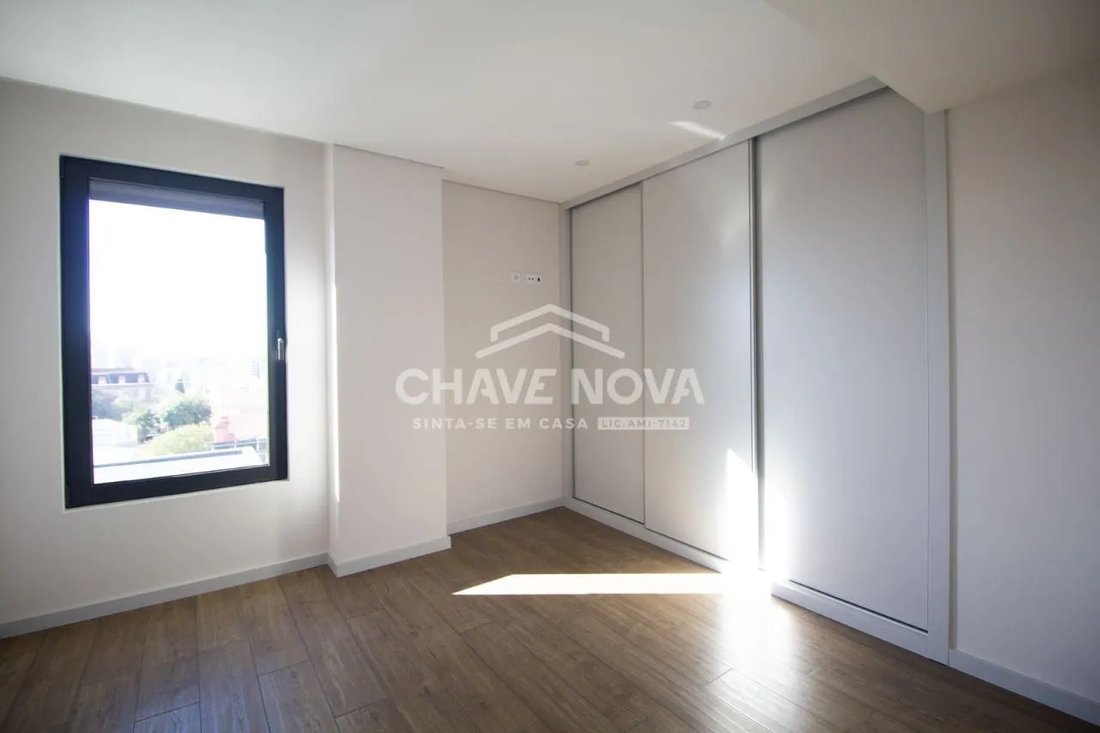 Apartment in Cedofeita, Santo Ildefonso, Se, Miragaia, Sao Nicolau e Vitoria, Porto District, Portugal 4 - 17080559
