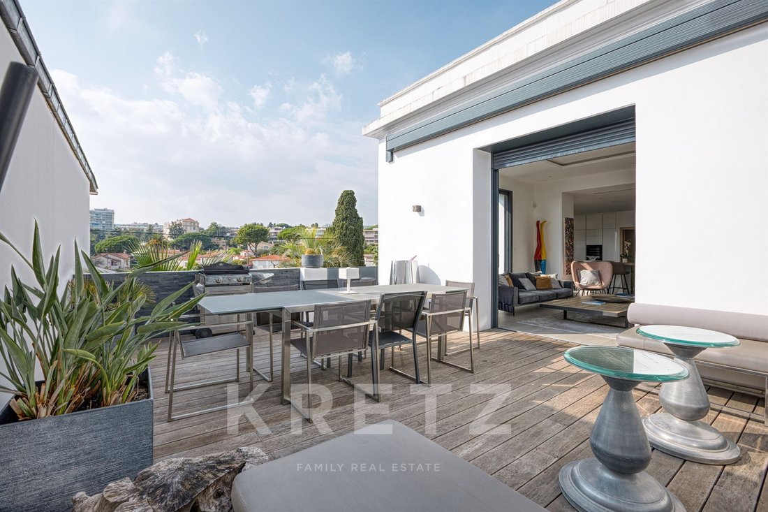 House in Broussailles, Cannes, France 5 - 16399522