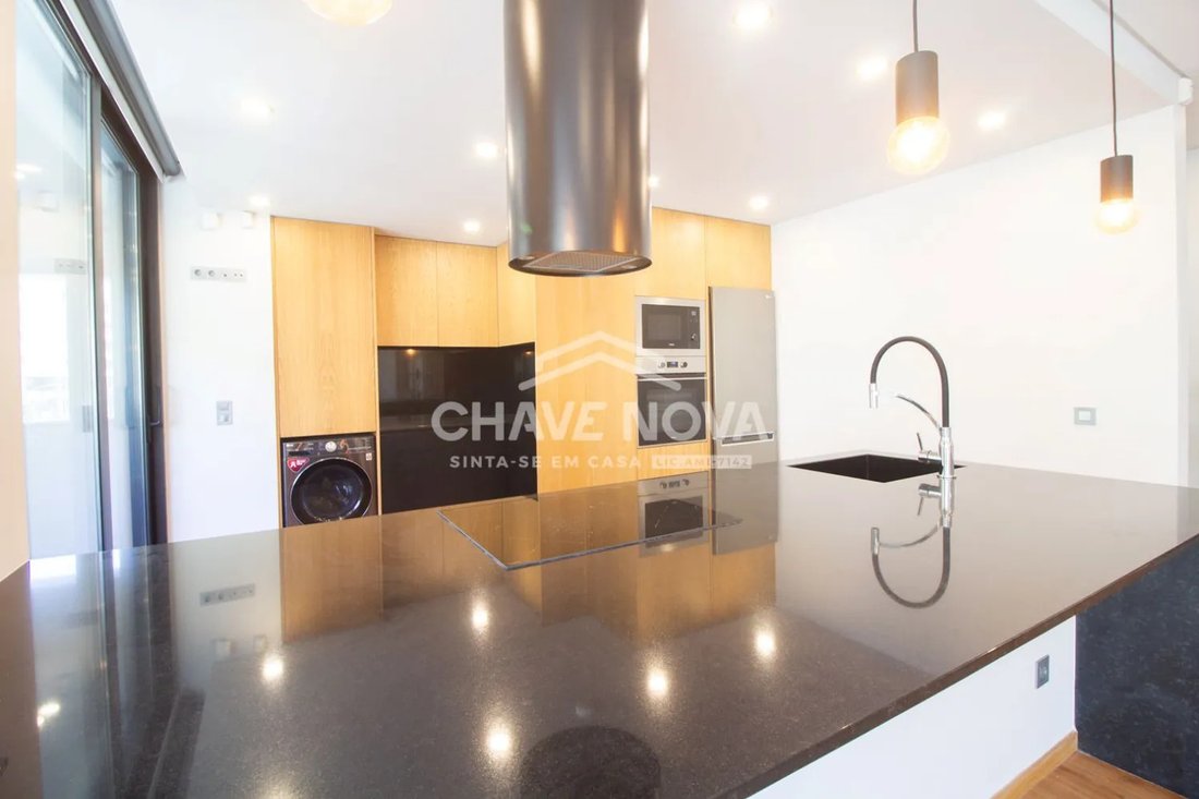 Apartment in Cedofeita, Santo Ildefonso, Se, Miragaia, Sao Nicolau e Vitoria, Porto District, Portugal 5 - 17081244
