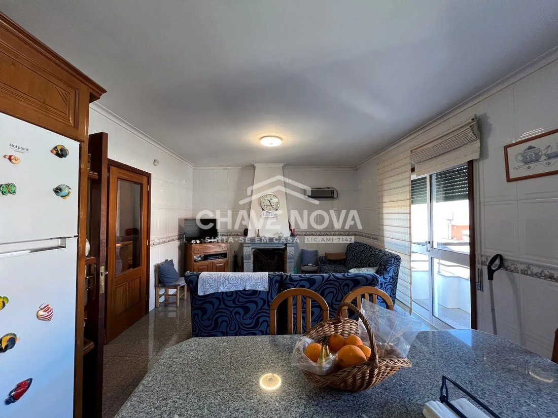 Townhouse in Santa Marinha e Sao Pedro da Afurada, Porto District, Portugal 5 - 17079703