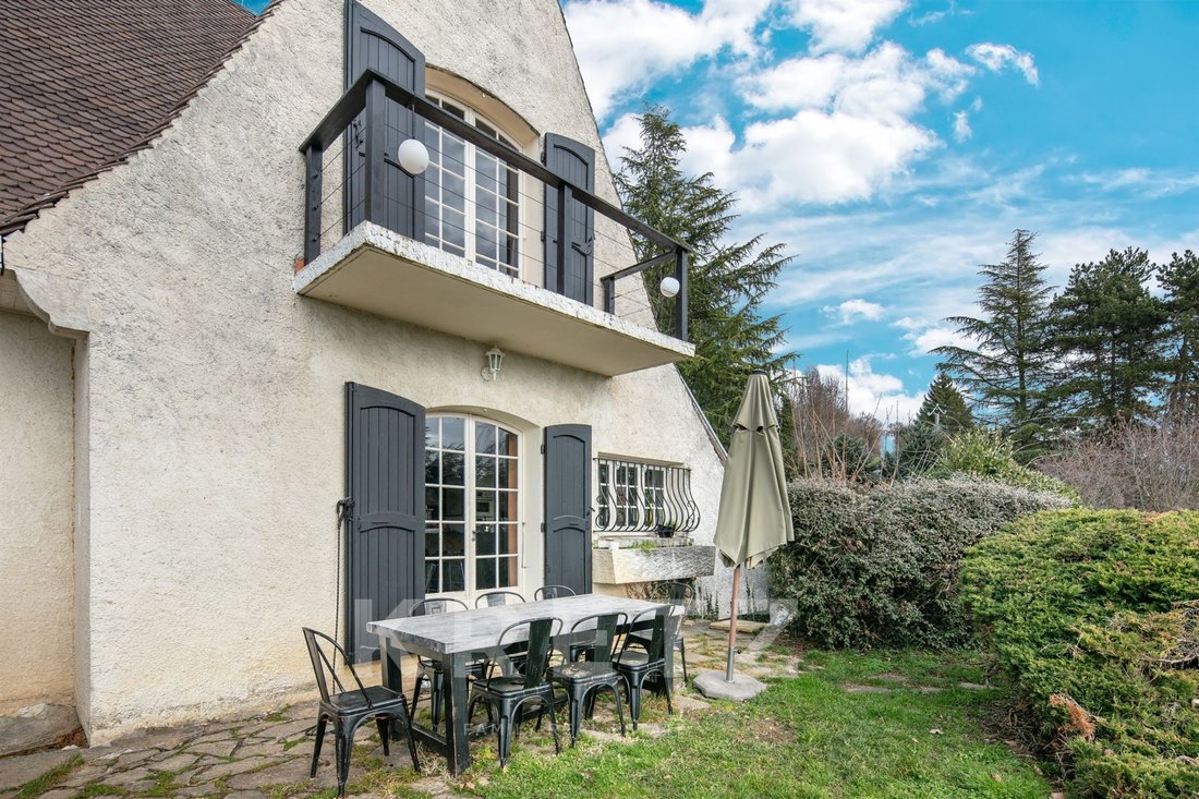 House in La Côte-Saint-André, Auvergne-Rhône-Alpes, France 2 - 17049517