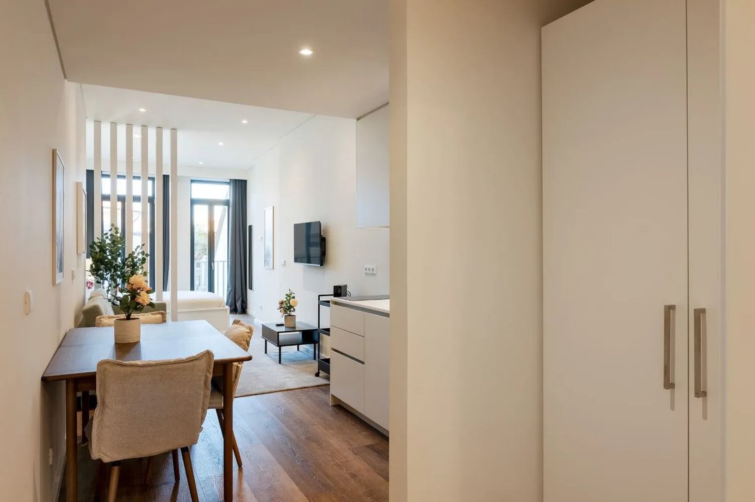 Apartment in Cedofeita, Santo Ildefonso, Se, Miragaia, Sao Nicolau e Vitoria, Porto District, Portugal 3 - 17081062