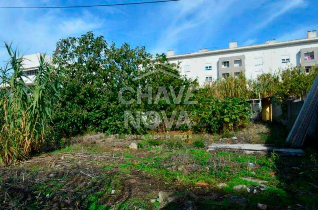 Land in Ajuda, Lisbon, Portugal 1 - 17081923
