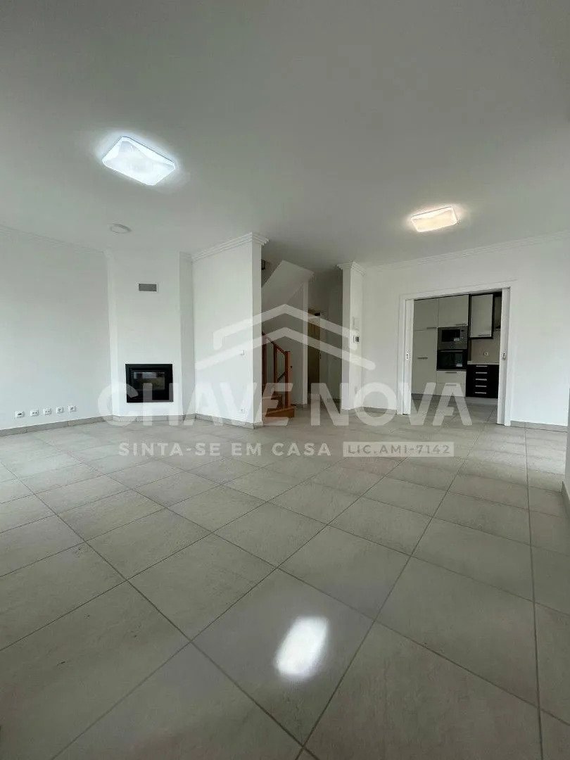 Townhouse in Ericeira, Lisbon, Portugal 4 - 17080472