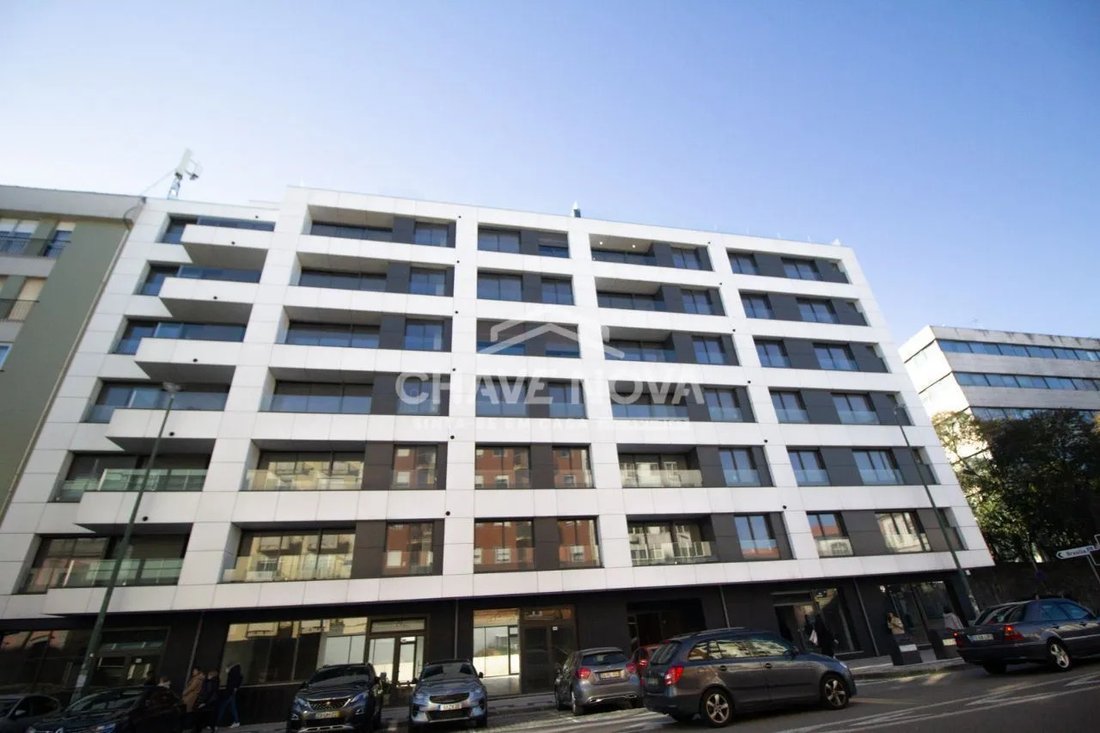 Apartment in Cedofeita, Santo Ildefonso, Se, Miragaia, Sao Nicolau e Vitoria, Porto District, Portugal 1 - 17080488