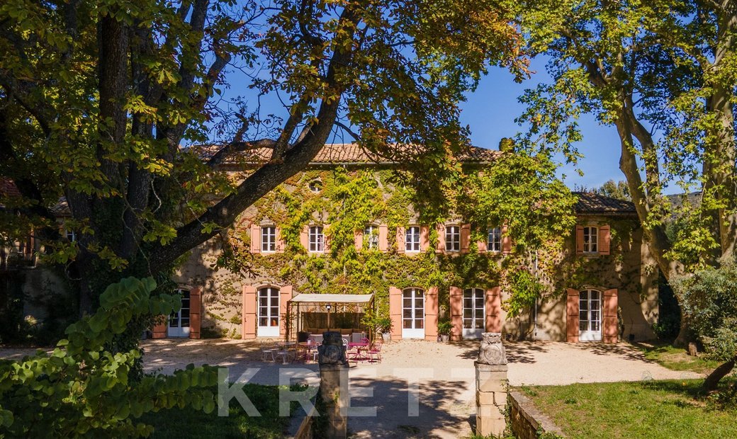 Chateau With Outbuilding And Private Beach In Provence