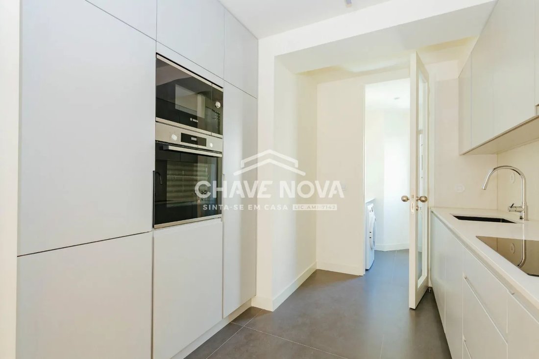Apartment in Santa Clara, Lisbon, Portugal 5 - 17080398