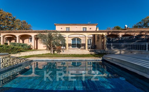 Villa in Comtale-Cente-Cours Mirabeau, Aix-en-Provence, France 1