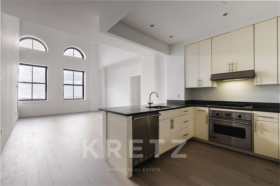 Apartment in New York, New York, United States 3 - 15308416