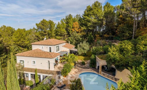 House in Grand Sud- Aix la Duranne, Aix-en-Provence, France 1