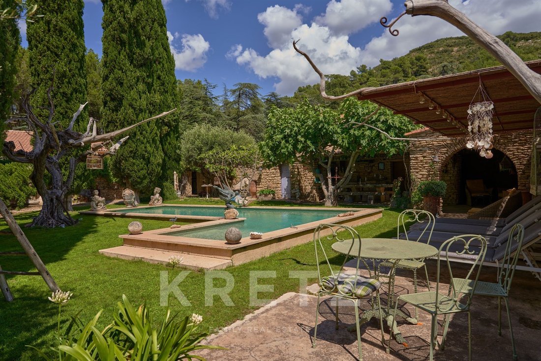 House in Cheval-Blanc, Provence-Alpes-Côte d'Azur, France 1 - 16155318