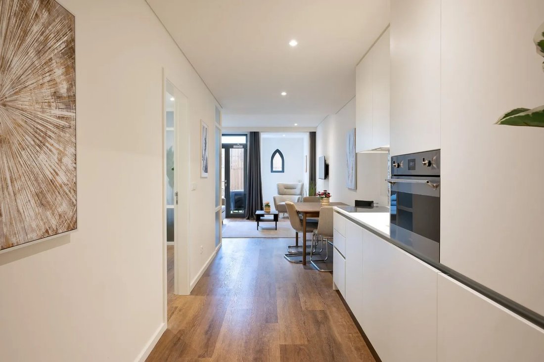 Apartment in Cedofeita, Santo Ildefonso, Se, Miragaia, Sao Nicolau e Vitoria, Porto District, Portugal 4 - 17080998