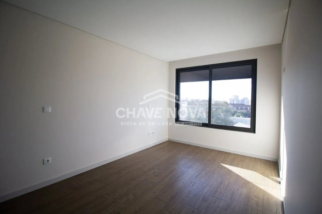 Apartment in Cedofeita, Santo Ildefonso, Se, Miragaia, Sao Nicolau e Vitoria, Porto District, Portugal 2 - 17078651