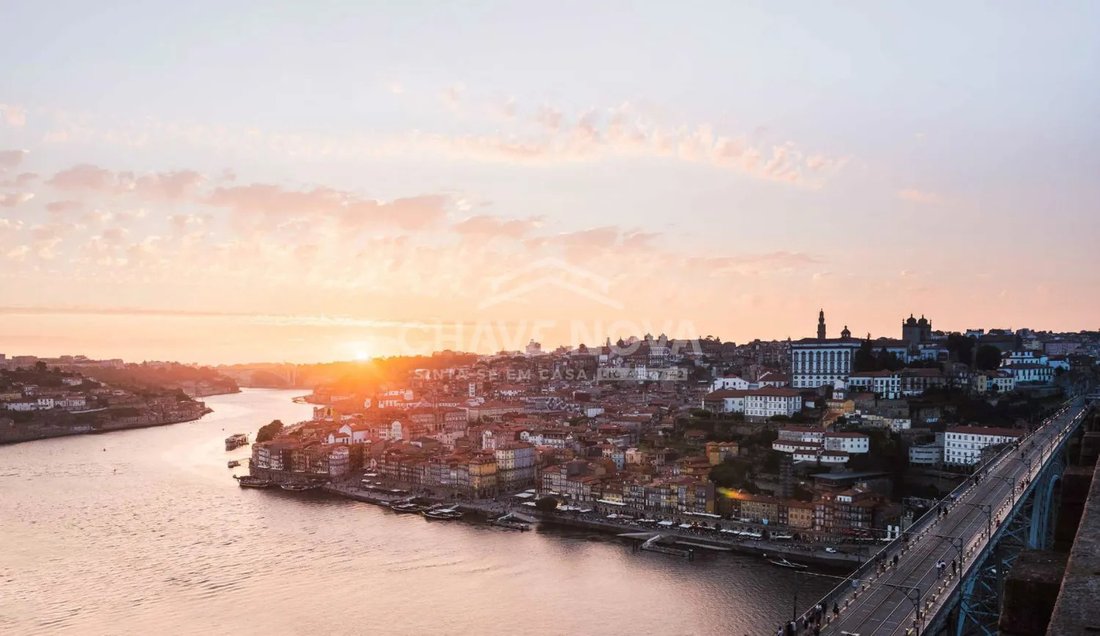 Apartment in Lordelo do Ouro e Massarelos, Porto District, Portugal 2 - 17079542