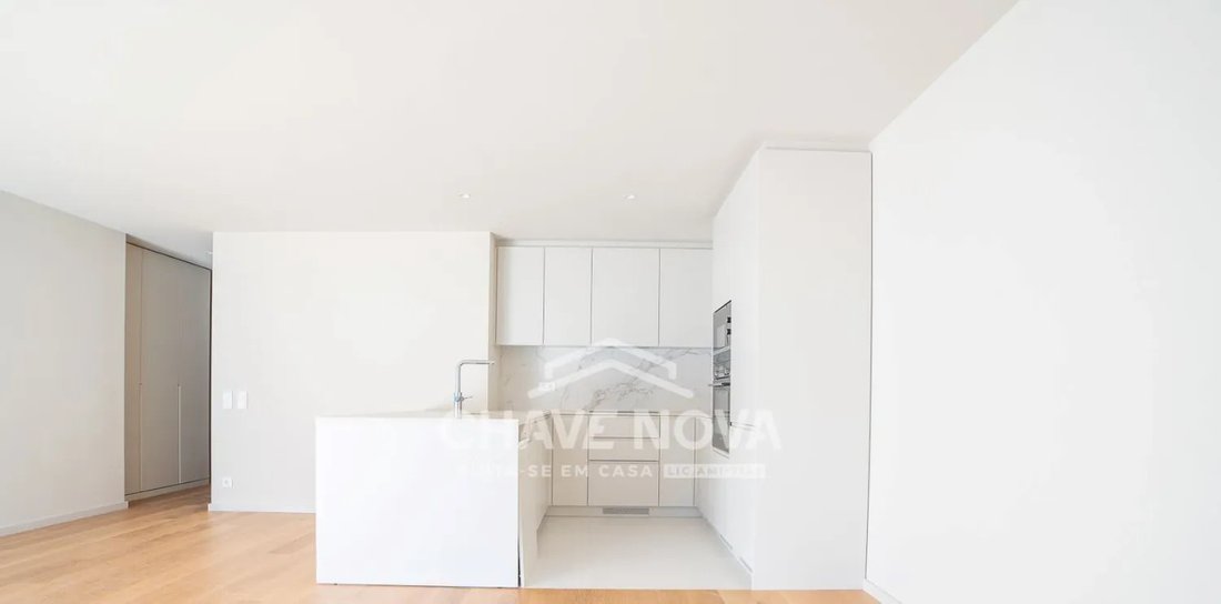 Apartment in Santa Marinha e Sao Pedro da Afurada, Porto District, Portugal 2 - 17080561