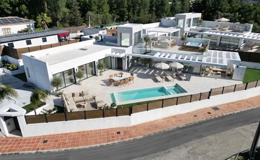 Villa in El Chaparral, Puerto de la Torre, Malaga 1