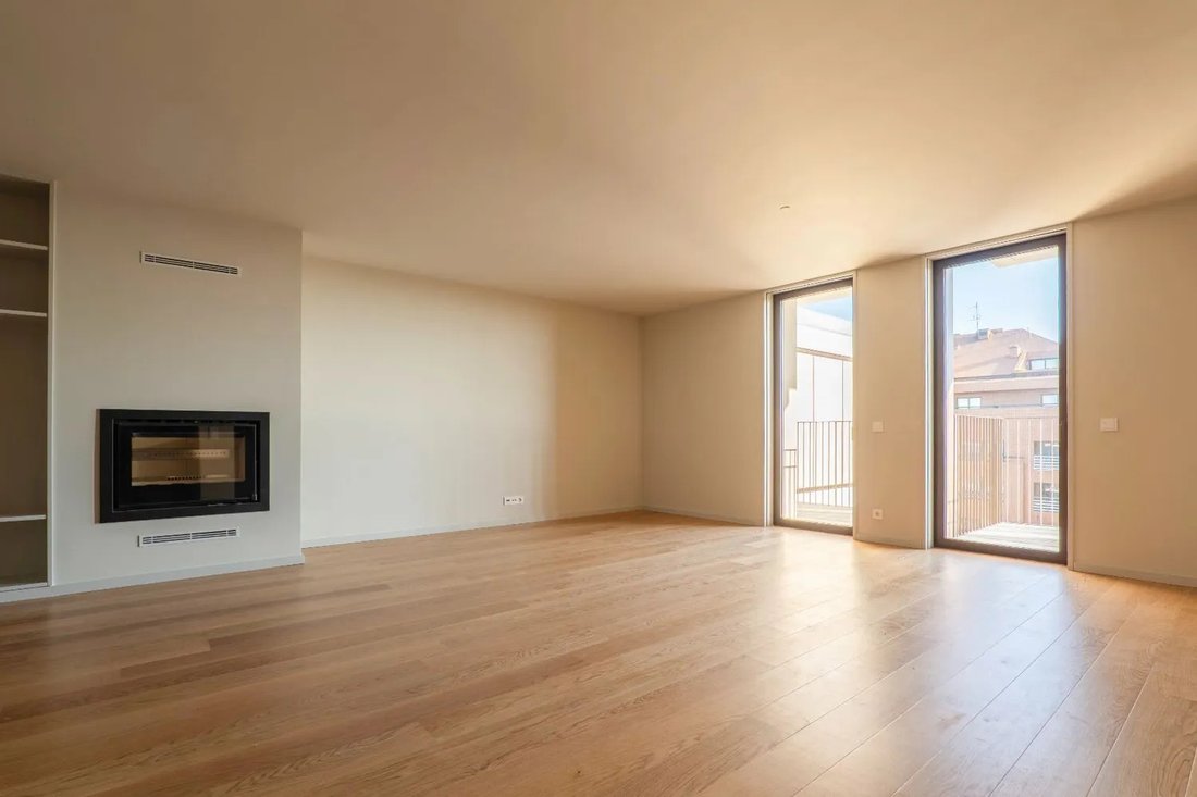 Apartment in Santa Marinha e Sao Pedro da Afurada, Porto District, Portugal 5 - 17079342