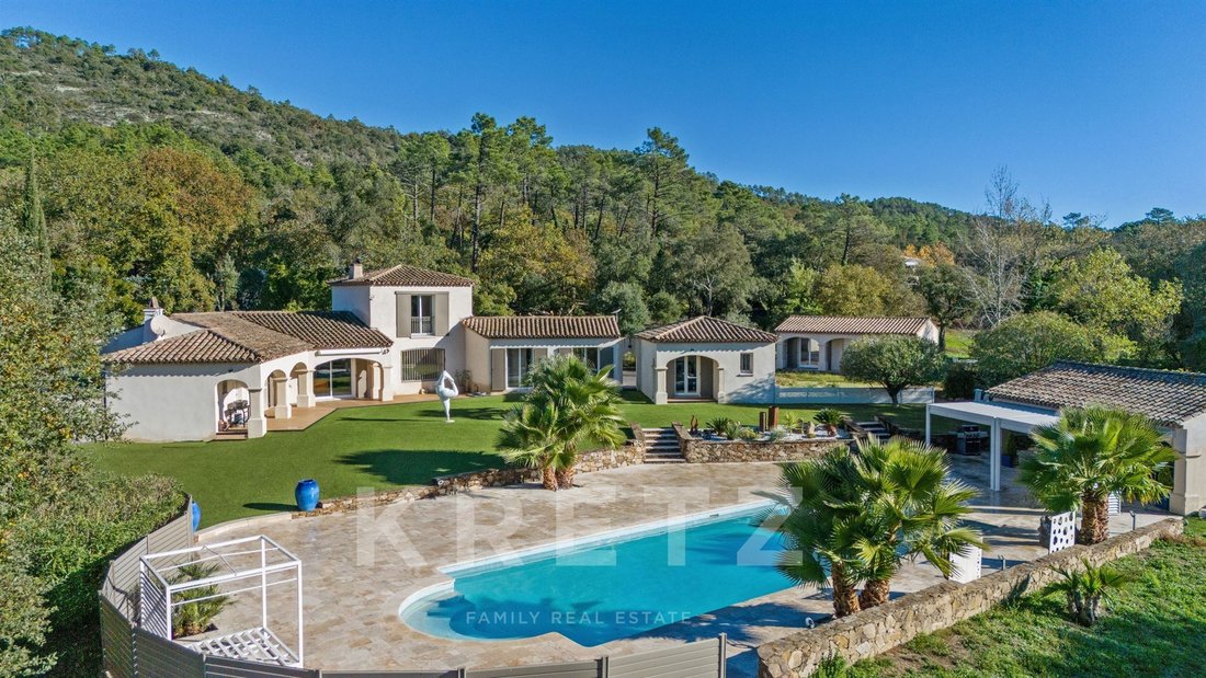 House in Ville-Les Saquedes-Le Bouillonnet, Sainte-Maxime, France 1 - 16969073