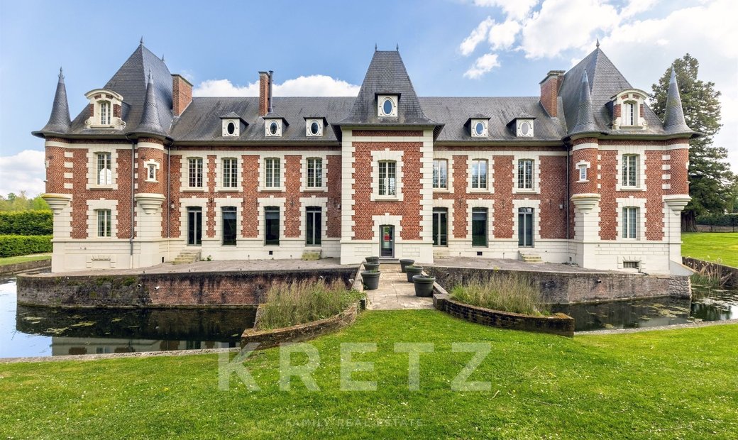 Castle, Valenciennes