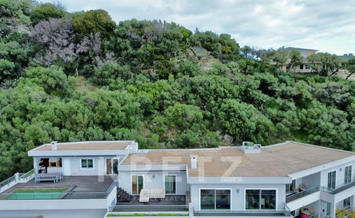 Penthouse in Ville-di-Pietrabugno, Corsica, France 1