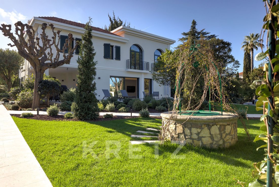 Villa in Juan les Pins-Gallice, Antibes, France 1 - 15241081