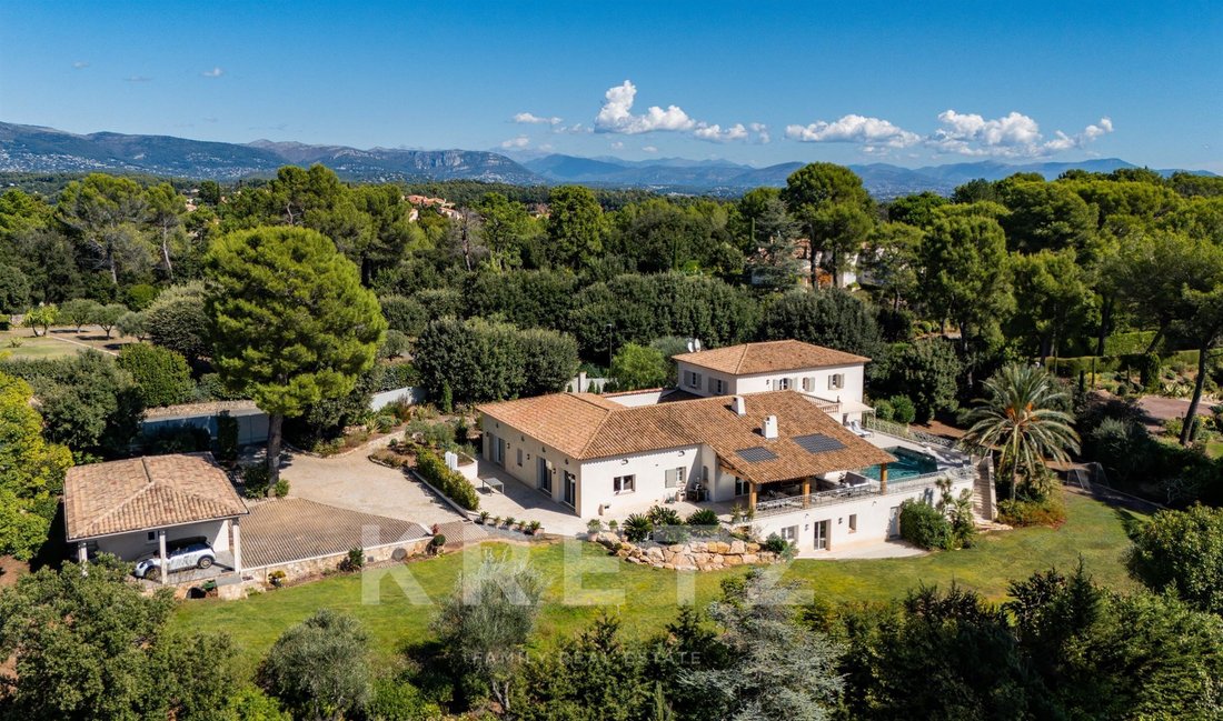 Villa in Bois Fleuri-Chevre d'Or-Saint Philippe, Biot, France 1 - 16278270