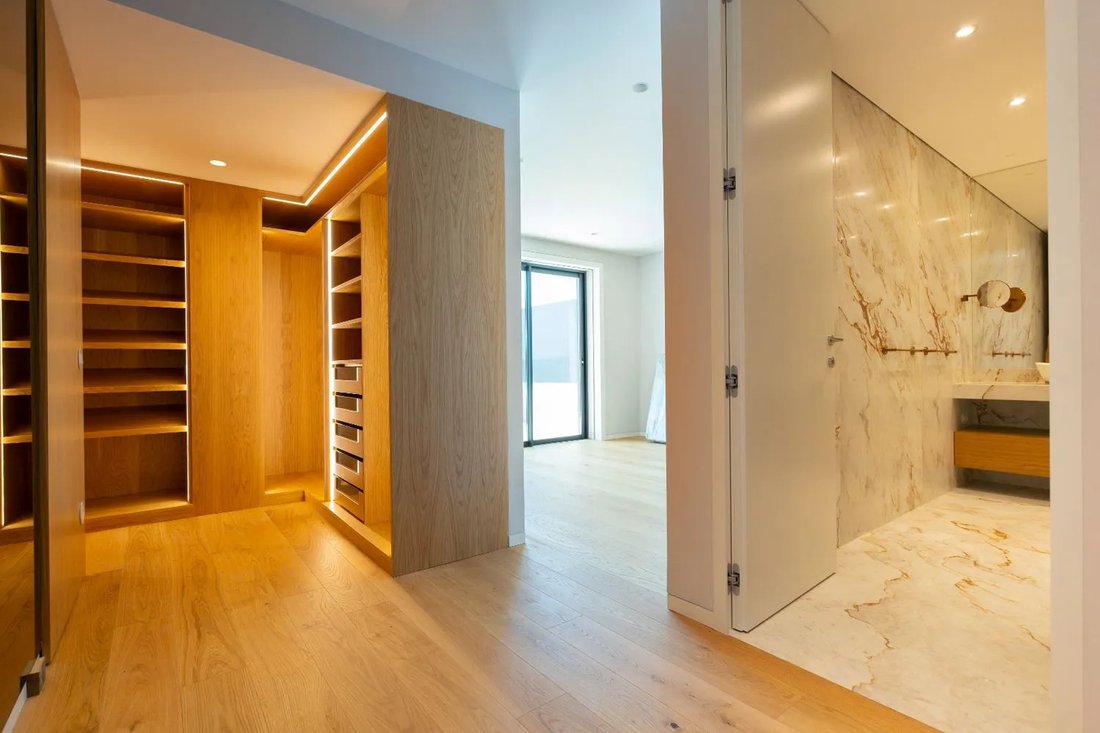 Apartment in Matosinhos e Leca da Palmeira, Porto District, Portugal 1 - 17079639