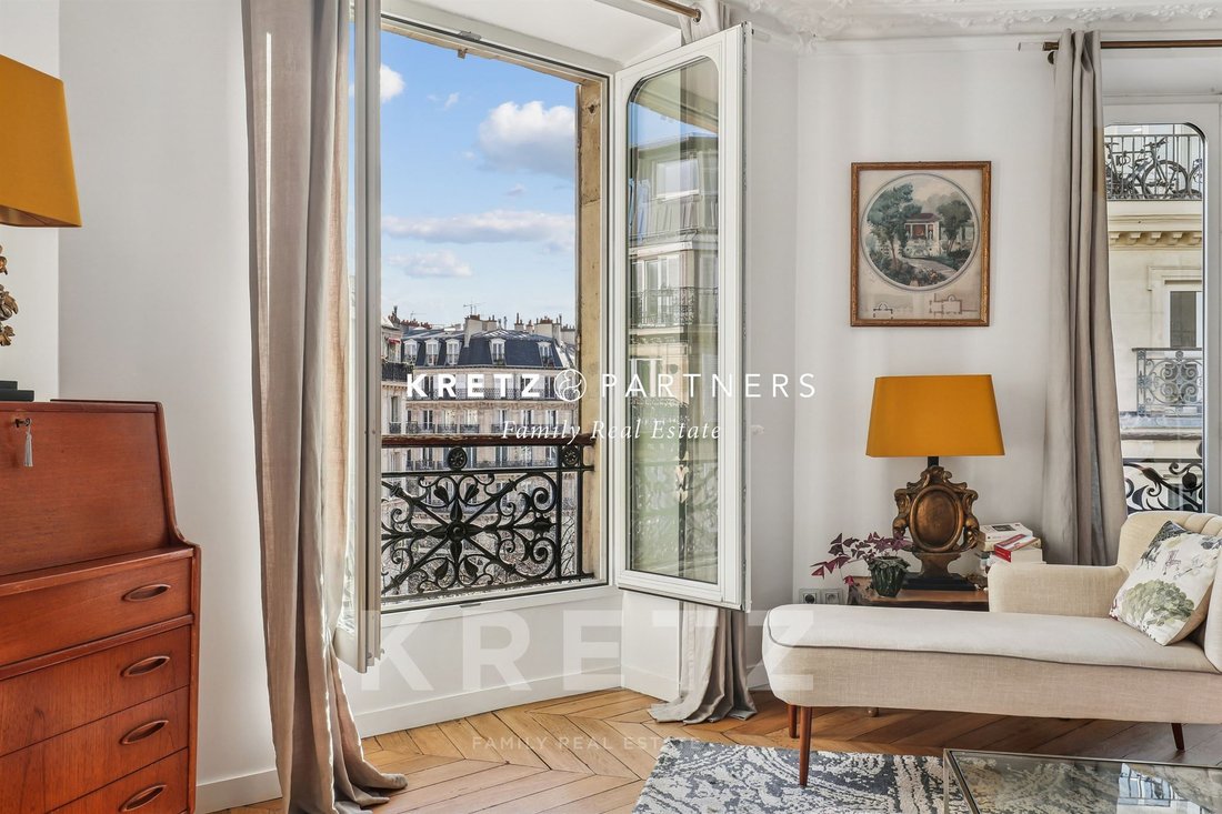 Apartment in Saint Gervais, Paris 4e Arrondissement, Paris 4 - 16660202